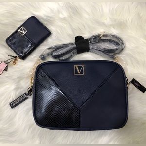 Victoria Secret’s Bundle Crossbody Bag & Wallet
